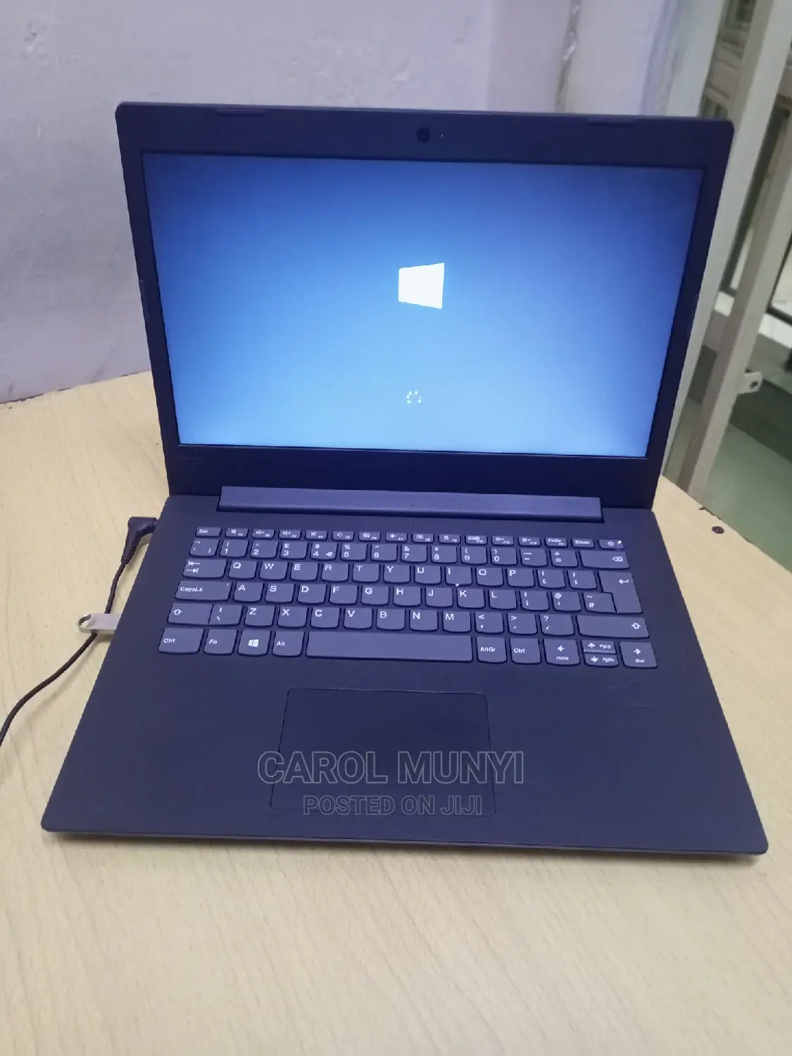 Laptop Lenovo IdeaPad S145 4GB Intel Core I5 HDD 1T