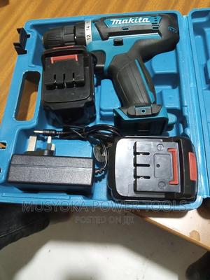 Cordless Drill 21v Makita With Bits - thumbnail 2
