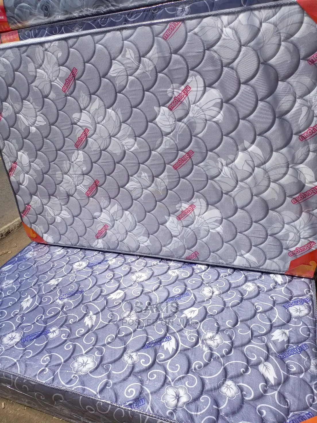 Perfect Wedding Gift! 4*6, 8inch. High Density Mattresses
