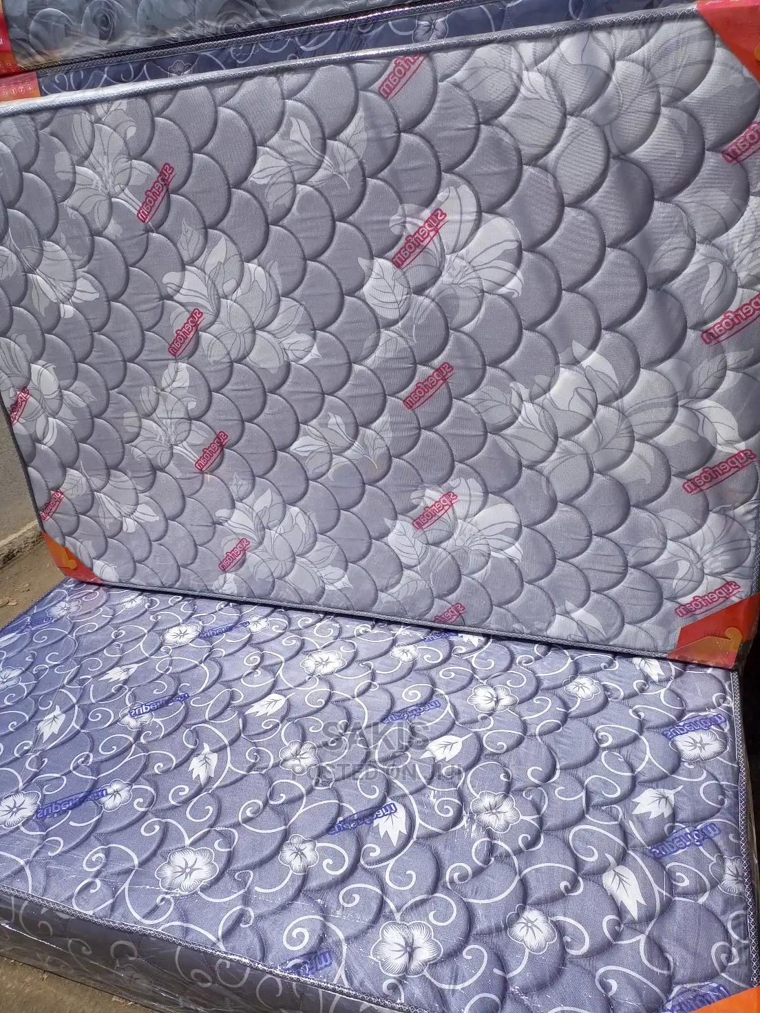 Perfect Wedding Gift! 4*6, 8inch. High Density Mattresses