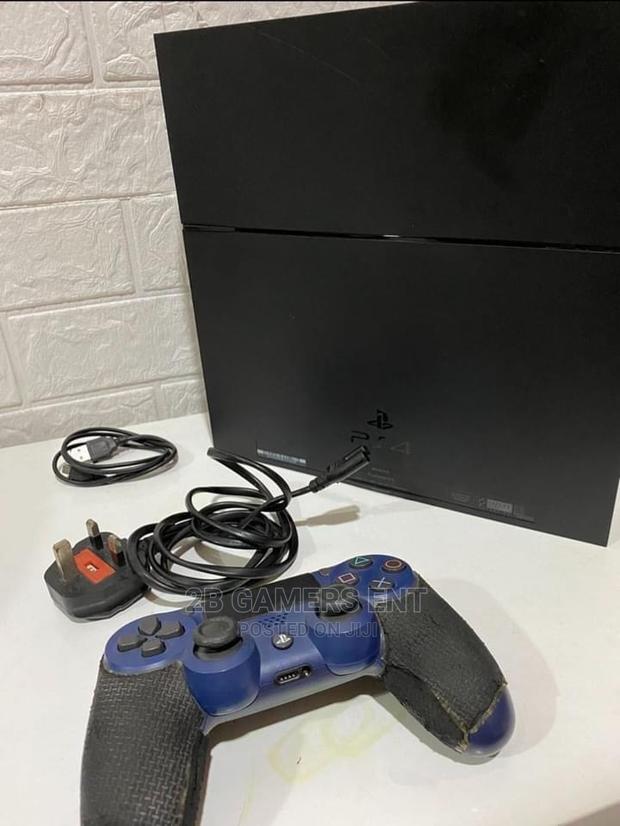 Standard Play Station (Ps4) Original Version - thumbnail 2