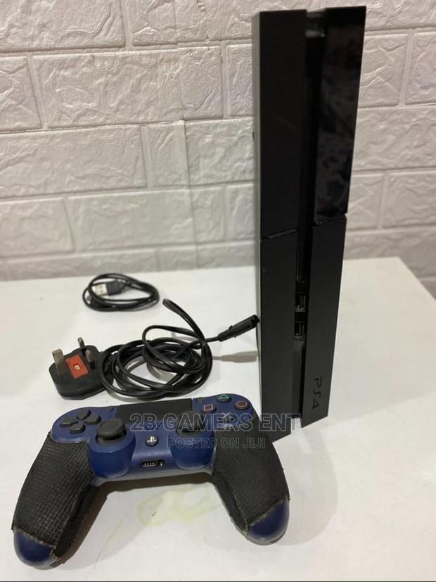 Standard Play Station (Ps4) Original Version - thumbnail 3