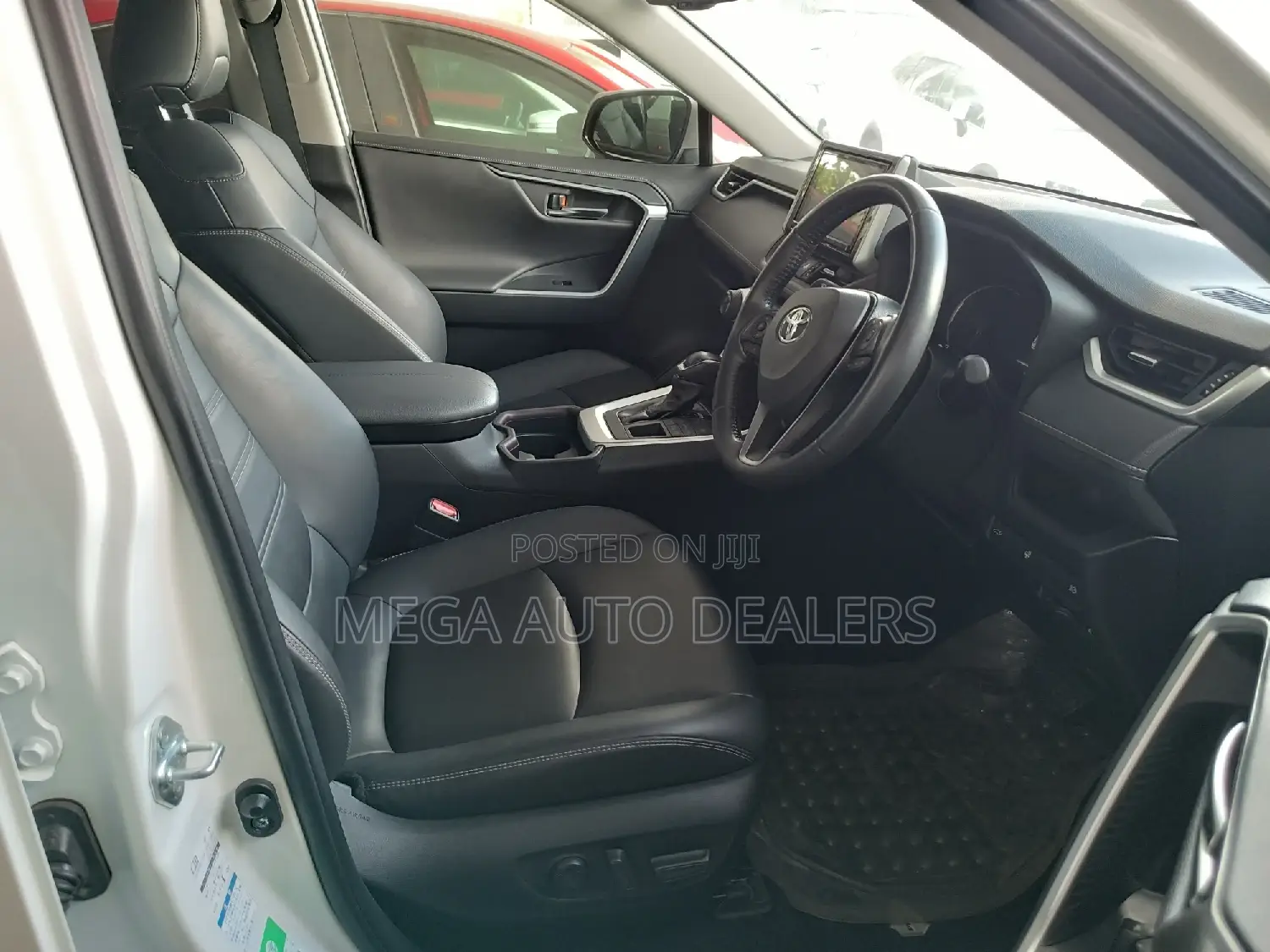 Toyota RAV4 2019 Off White