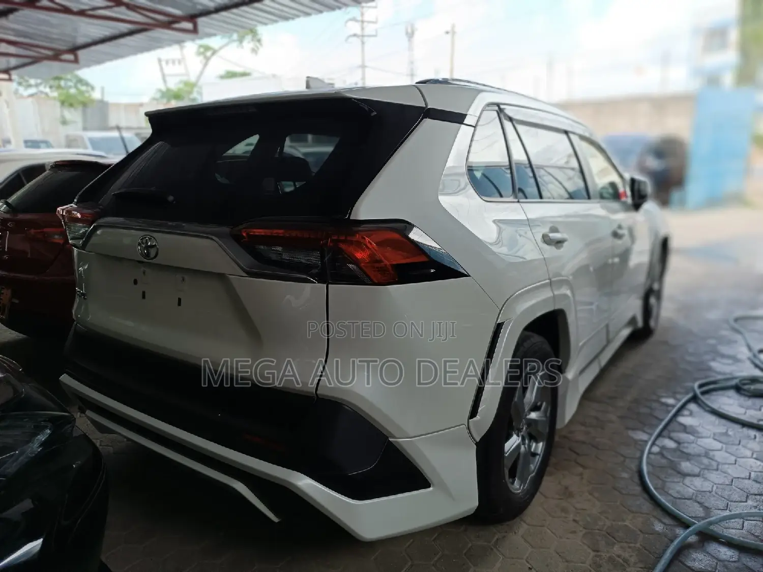 Toyota RAV4 2019 Off White