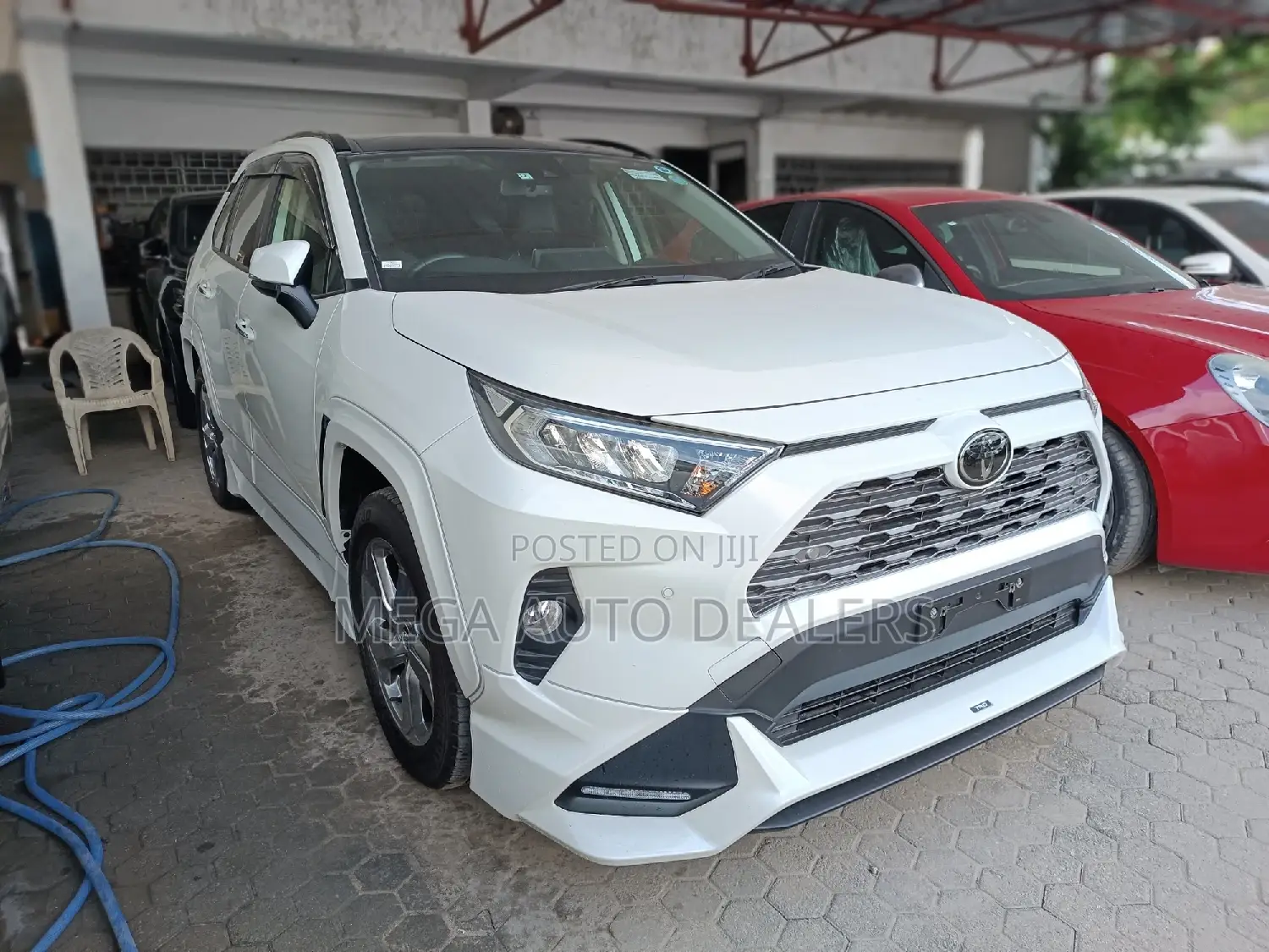 Toyota RAV4 2019 Off White