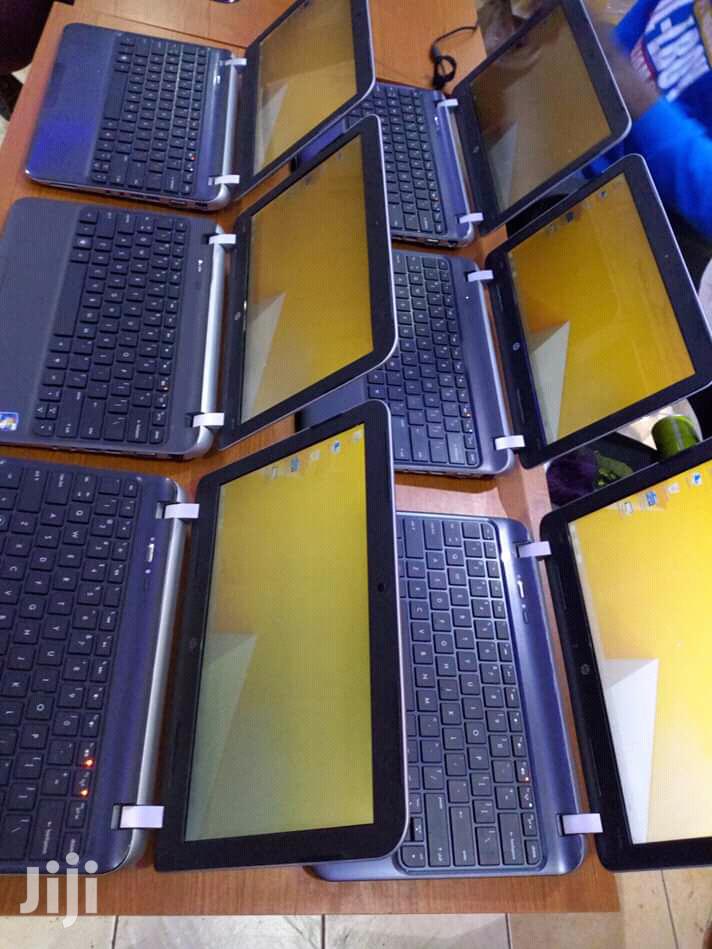 Laptop HP 12.3" 320GB HDD 2GB RAM