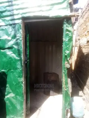 A Congurrated Shop for Sale for Business