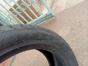 195/55r16 Maxtrek 87V