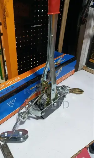 Barbed Wire Strainer