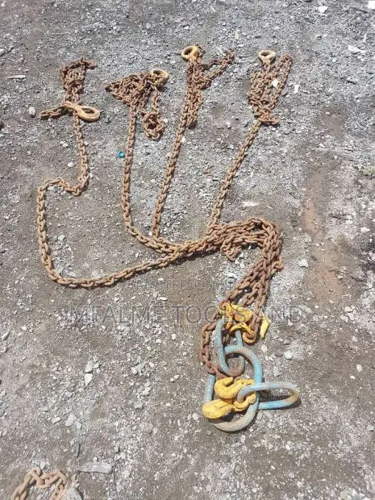 Lifting Chain Container 4-6 Ton 4 Legs Strong Has a Shortener Ex-Uk