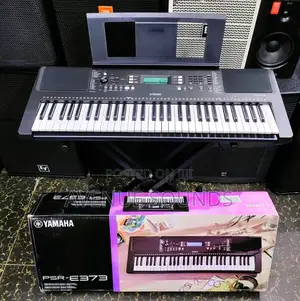 Yamaha Electronic Keyboard Psr373