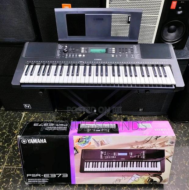 Yamaha Electronic Keyboard Psr373