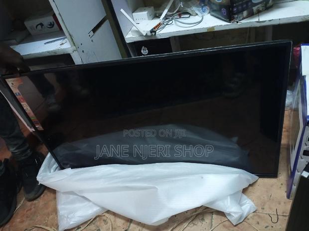 43" Relayable Smart Tv - main view