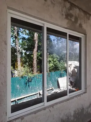 Aluminium /Aluminum Sliding Windows Doors Office Partition