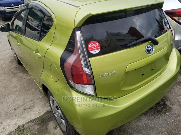 Toyota Aqua 2015 Yellow - thumbnail 6