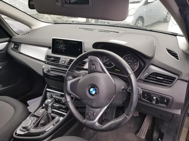 BMW 218i 2015 Gray - thumbnail 4