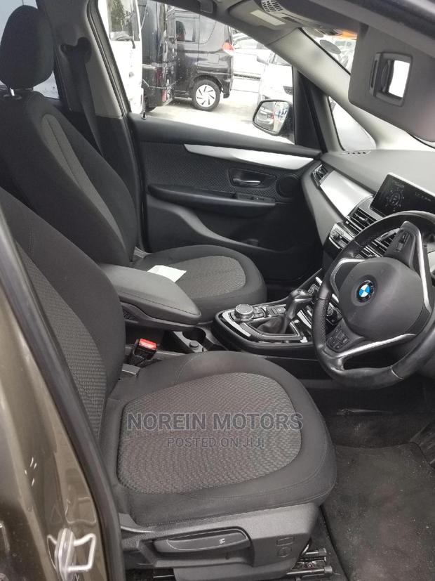BMW 218i 2015 Gray - thumbnail 6