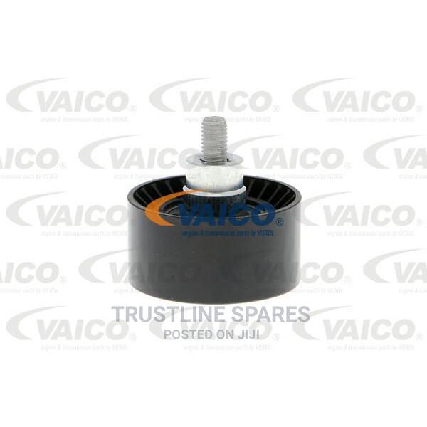 BMW Series 2,3,4,5, V20-2769 Deflection / Guide Pulley-Vaico