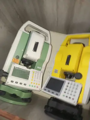Total Station Machine Set