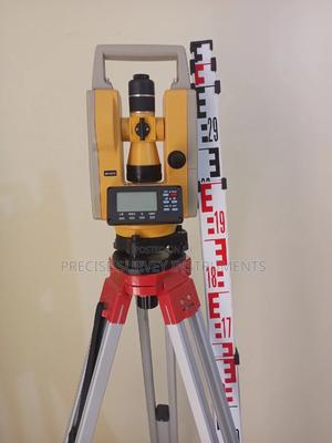 Theodolite Survey Instrument - thumbnail 2