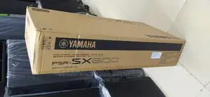 PSR-Sx600 Yamaha 61-Key Arranger Work Station Keyboard