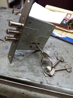 2 - Turn Lock - thumbnail 2