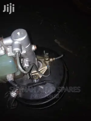 Brake Booster and Master Cylinder Prado 95