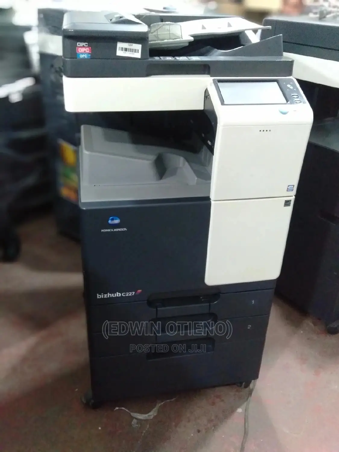 Bizhub C227