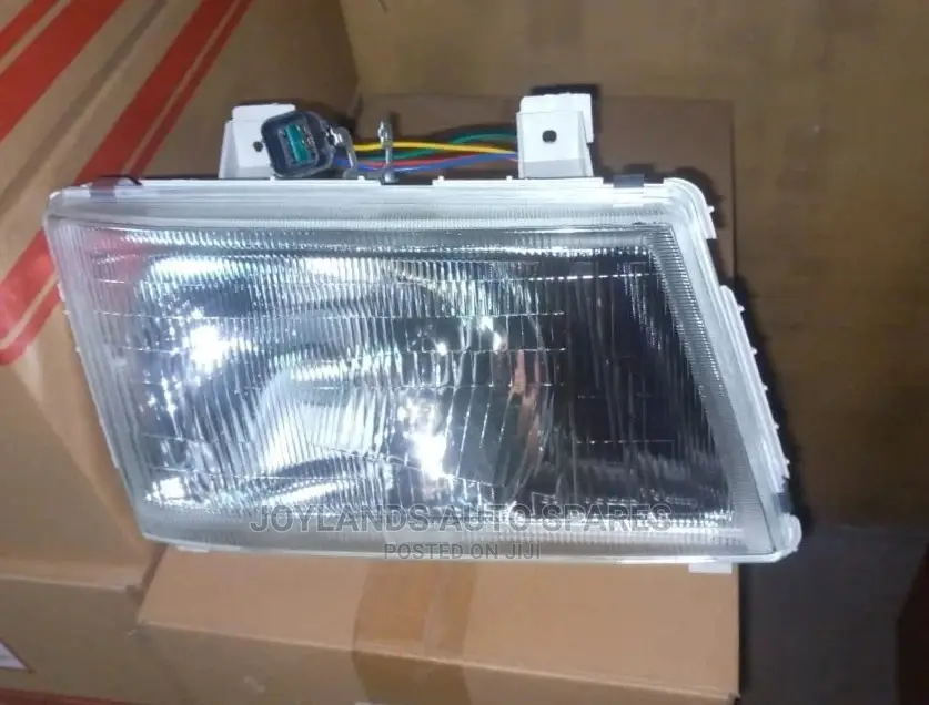 Headlamp Mitsubishi Canter 2005/4d35/4m50/4m51/