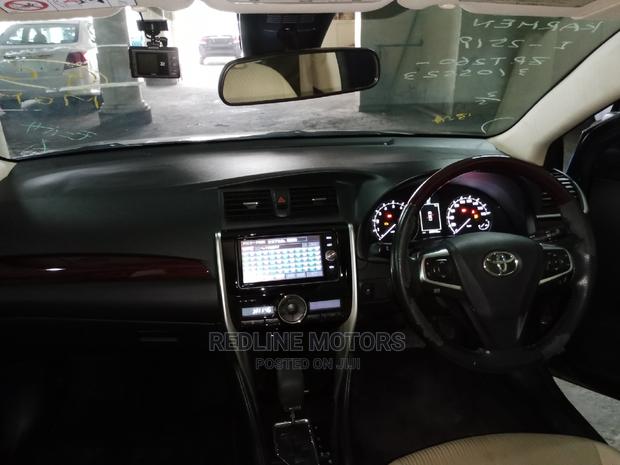 Toyota Premio 2017 Gray - thumbnail 4
