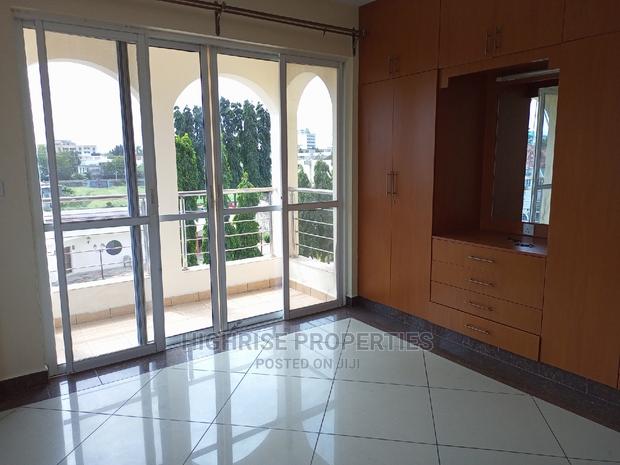 3bdrm Apartment in Kizingo for Rent - thumbnail 5