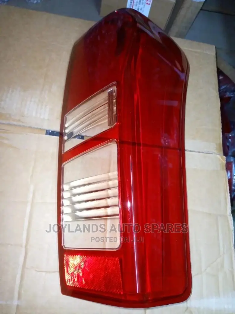 Tail Lens Dmax 2012