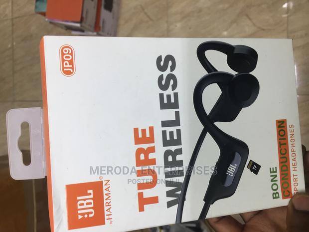 Wireless JBL Bluetooth Headsets - thumbnail 3