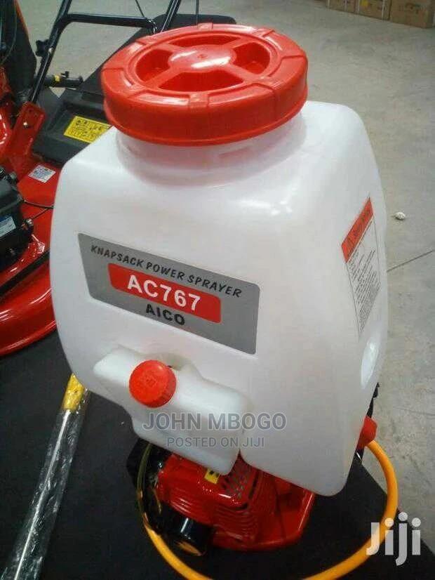Sprayer Machine