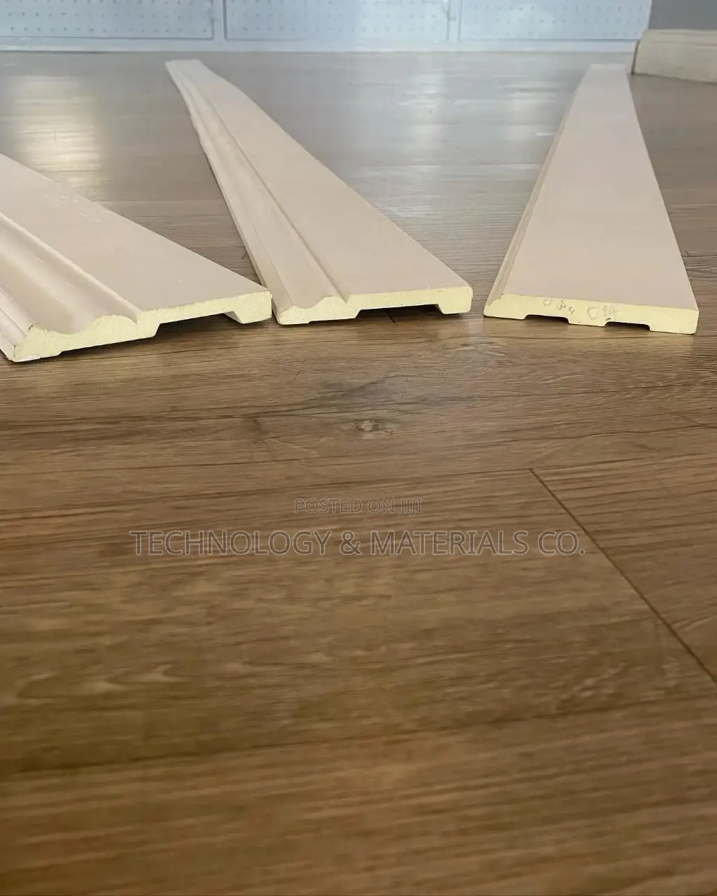 PU Skirting [5'' * 2.4metres] (Offer!)