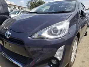 Toyota Aqua 2015 Black