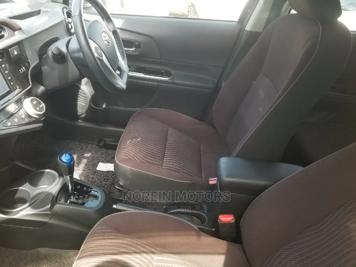 Toyota Aqua 2015 Black