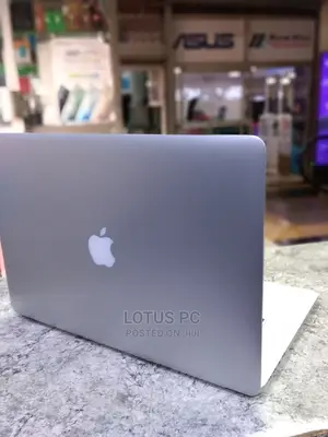 Laptop Apple MacBook Pro 16GB Intel Core I7 SSD 256GB