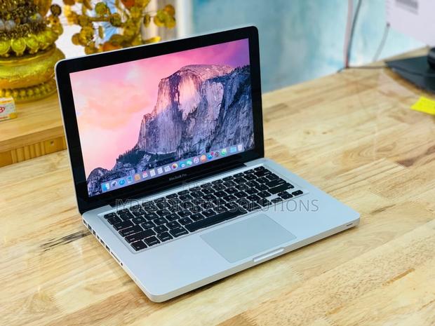 Laptop Apple MacBook Pro 8GB Intel Core I5 SSD 256GB - main view