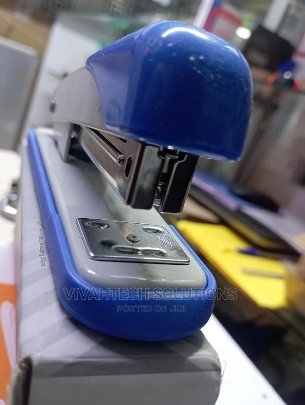 M G Solid Stapler - thumbnail 4