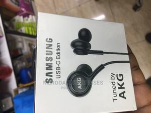Samsung Usb C Edition Earphones AKG Black - thumbnail 2