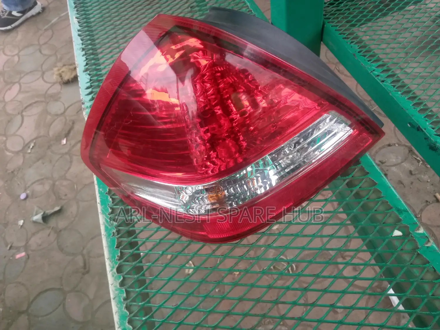 Nissan Tida Soloon Rear Light
