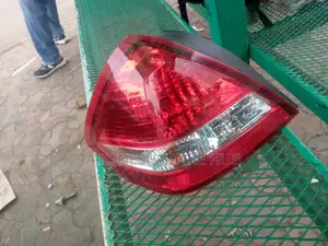 Nissan Tida Soloon Rear Light