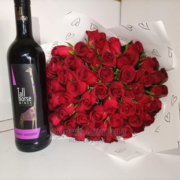 Flower Bouquets With Wine - thumbnail 3