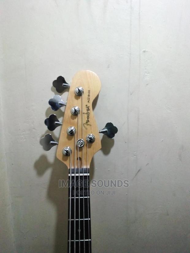 Bass Guitar 4 String, Fender - thumbnail 3