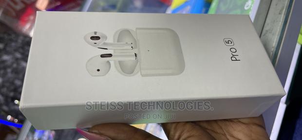 Pro 5-Wireless Headsets.
