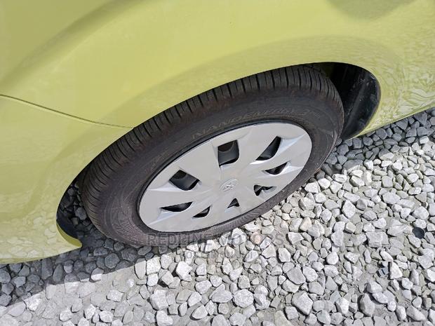 Toyota Spade 2016 Yellow - thumbnail 5