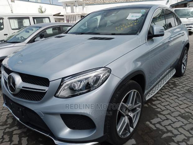 Mercedes-Benz GLE-Class 2016 Silver - thumbnail 2