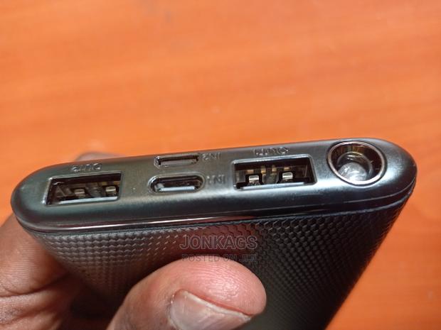 Oroimo Power Bank 1000mah With LED Touch - thumbnail 6