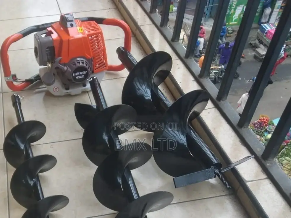 Petrol Powerd Soil Auger Available